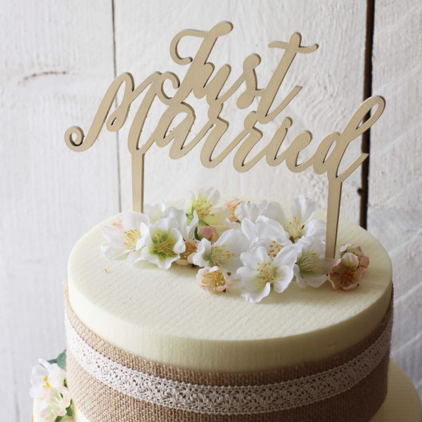 Cake topper - JUST MARRIED -